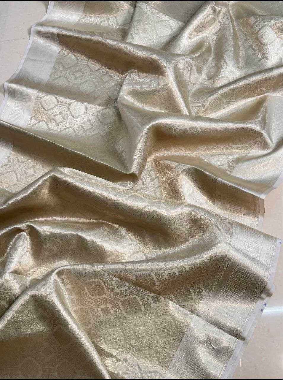 Ksa Cotton KESH525 NAYANTHARA SILVER Sarees Bollywood Collections Festive Collections Wholesale Designer Sarees Nayanthara Onam Collections Manufacturer