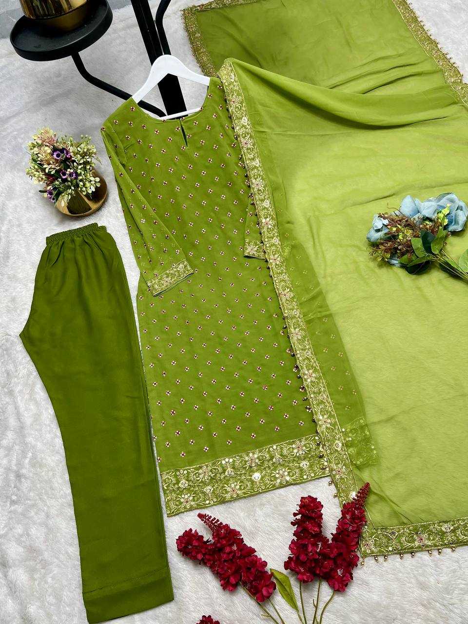 KSA Faux Georgette KESH159 622 Kurti Bollywood Collections Wholesale Kurtis With Bottom Fancy Kurti Embroidered Kurtis KAREENA KAPOOR Manufacturer