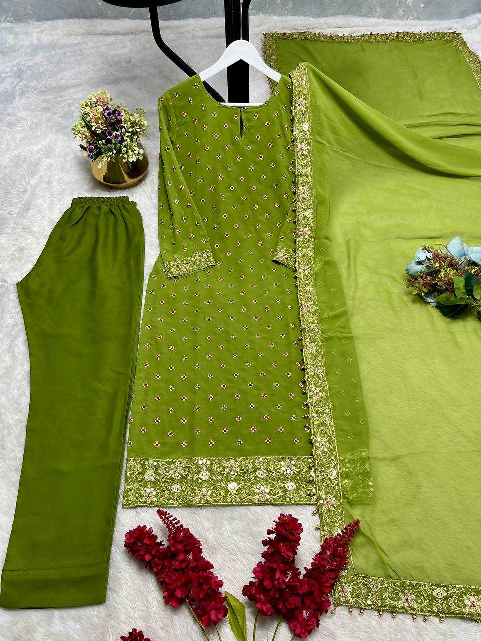 KSA Faux Georgette KESH159 622 Kurti Bollywood Collections Wholesale Kurtis With Bottom Fancy Kurti Embroidered Kurtis KAREENA KAPOOR Manufacturer
