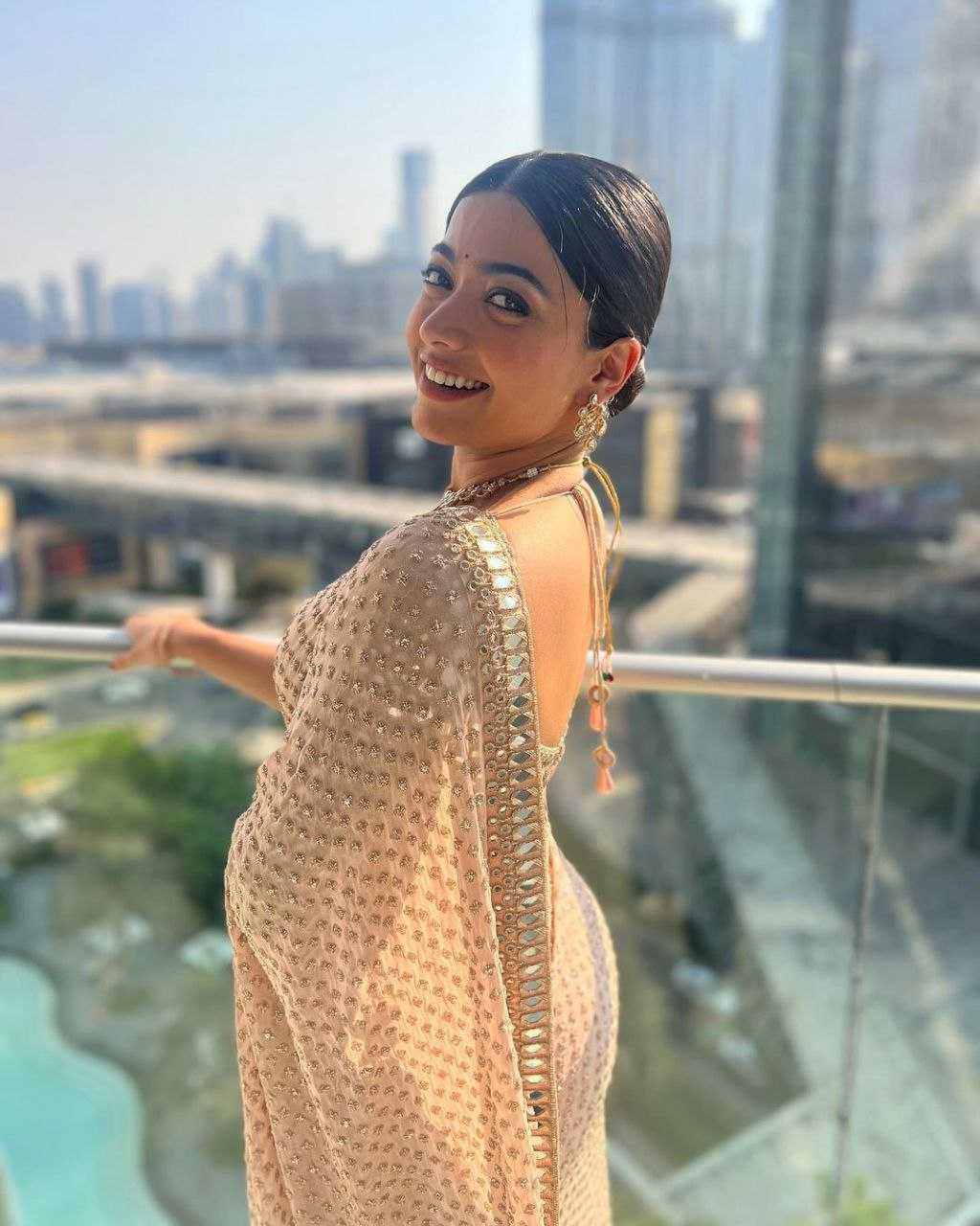 GEORGETTE DIV 02 SAREES WHOLESALE GEORGETTE EMBROIDERY RASHMIKA MANDANNA SAREES MANUFACTURER